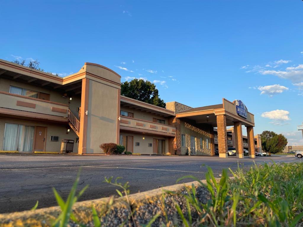 Haven Inn & Suites St Louis Hazelwood - Airport North מראה חיצוני תמונה